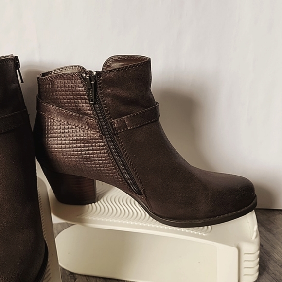 Baretraps ankle Boots - Picture 3 of 12